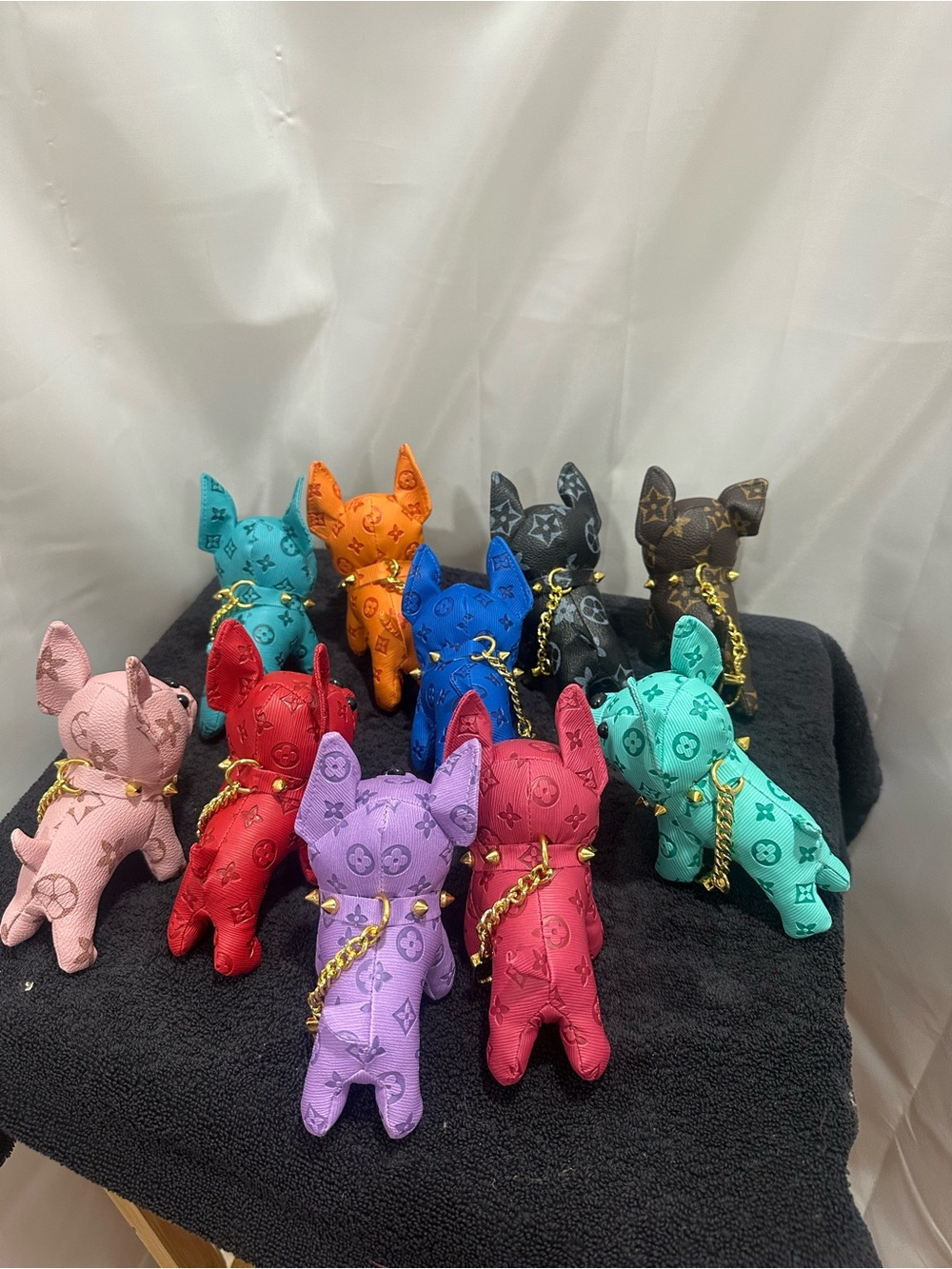 fashionable French bulldog, Logo Dog Bag Charms - Assorted Colors 10 pcs NWT - Picture 2 of 5